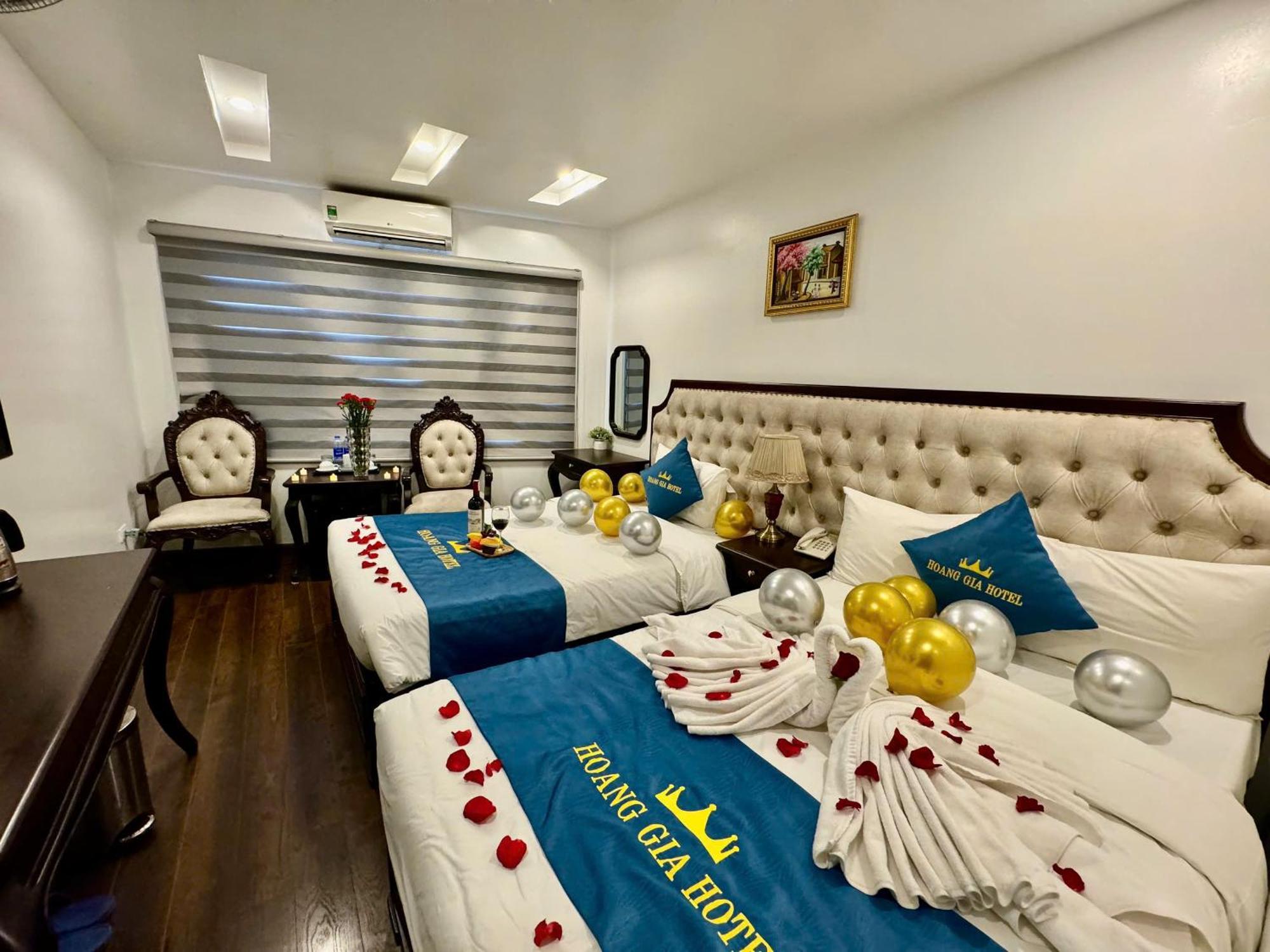 Hoang Gia Hotel Nhan Hoa Ханой Экстерьер фото